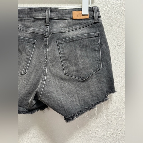 Father’s Daughter Tobi High Rise Jean Shorts Stretch Denim Fray Smolder Gray 26 - Picture 6 of 8